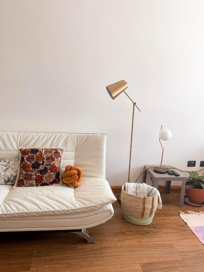 Entre Rosas Y Flores Guatemala City Ngoại thất bức ảnh